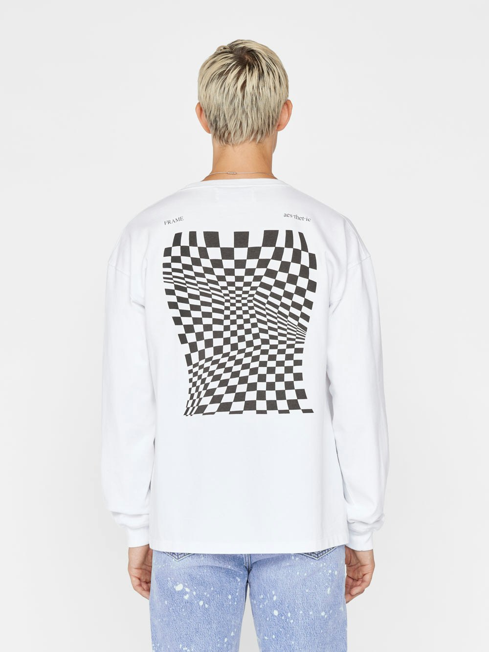 t shirt back view alt:fit2